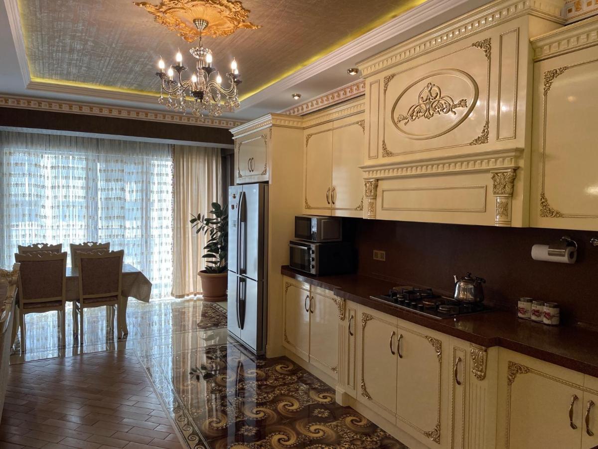 Sea View Luxury Lägenhet Baku Exteriör bild